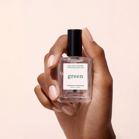 Вітамінізована основа під лак для нігтів Manucurist Base Coat Vitaminée Green, 15 мл