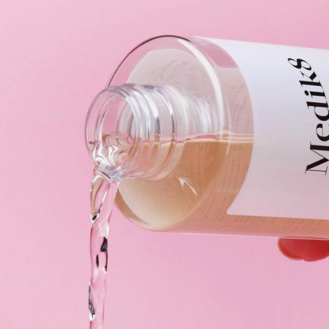Щоденний відлущуючий тонік з РНА кислотами Medik8 Press & Glow Daily Exfoliating Tonic, 200 мл