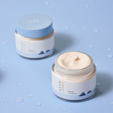 Легкий зволожувальний крем з морською водою ROUND LAB 1025 Dokdo Light Cream, 80 мл