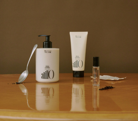 Живильна есенція для волосся  з екстрактом чорного чаю Anillo Black Tea Nourishing Hair Essence, 50 мл