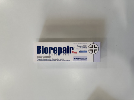 Зубна паста Biorepair Plus « Професійне відбілювання» "PRO White", 75 мл