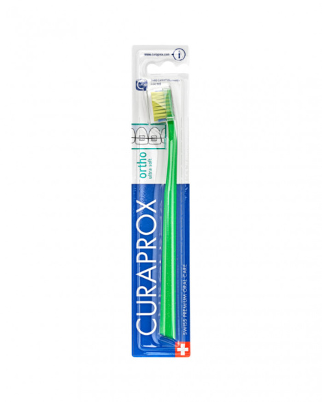 Ортодонтична зубна щітка Curaprox CS Ultra Soft ORTHO з заглибленням (зелена)